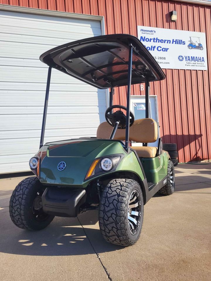 2018 Yamaha QuieTech EFI Gas Golf Car 2